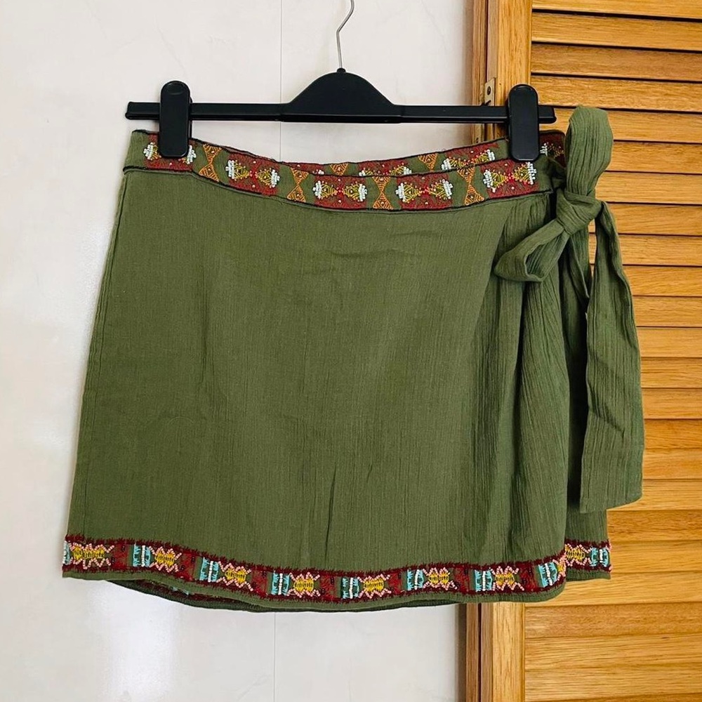 Zara | NWT Khaki Beaded Mini Skirt